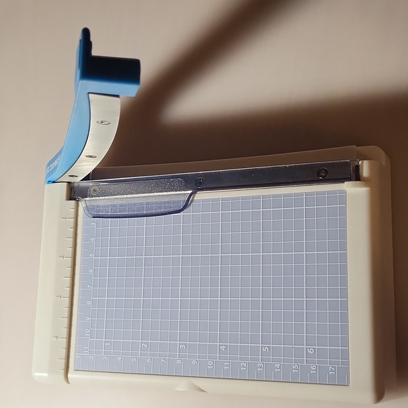 Personal Photo Trimmer - Creative Memories - Picture 3 of 4